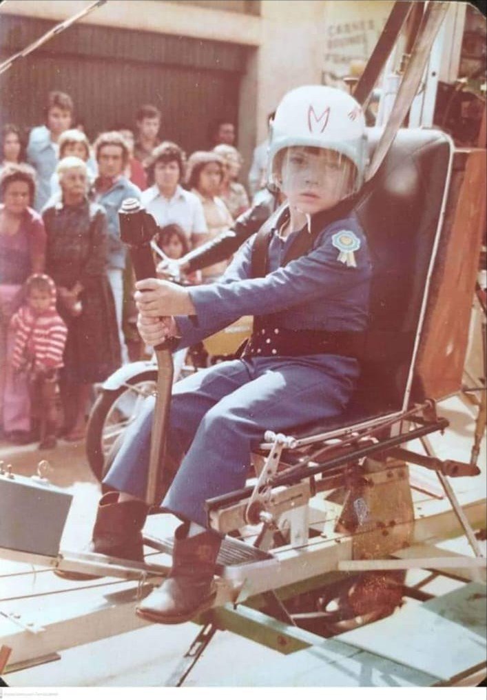 Girocóptero histórico em voo